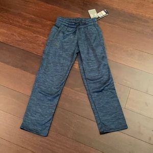 NWT Under Armour boys sweatpants - size small